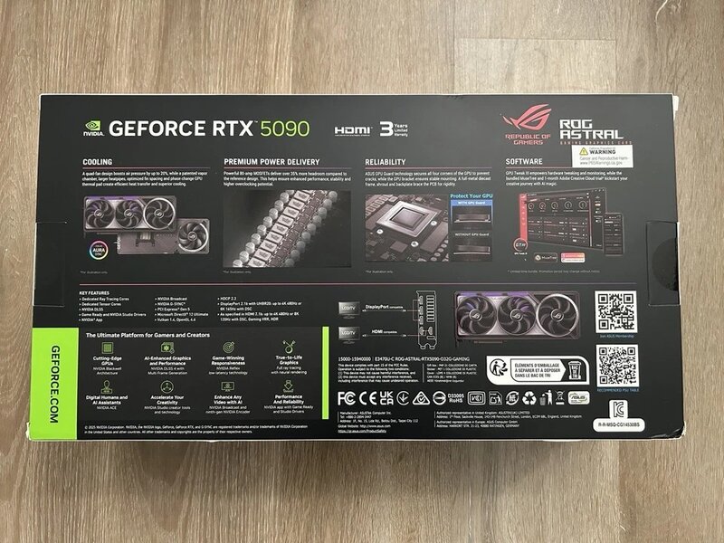 De vanzare ASUS ROG Astral GeForce RTX 5090 32GB en-gros